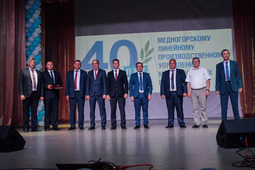 Поздравить юбиляров в Медногорск прибыли руководители и их заместители из ближайших филиалов предприятия