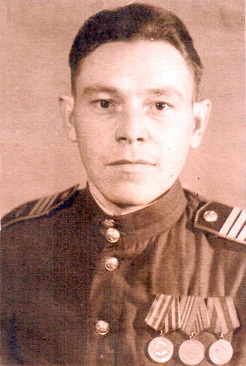 Иван Ананьевич Лугин. Послевоенный снимок