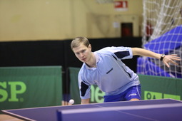 Дмитрий Здобнов (Челябинское ЛПУМГ), победитель соревнований по настольному теннису среди мужчин в возрастной категории "до 40 лет"