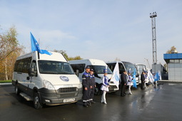 На старт «уральского» этапа вышли экипажи транспортных компаний «Газпрома» из Томска, Сургута, Югорска и Екатеринбурга