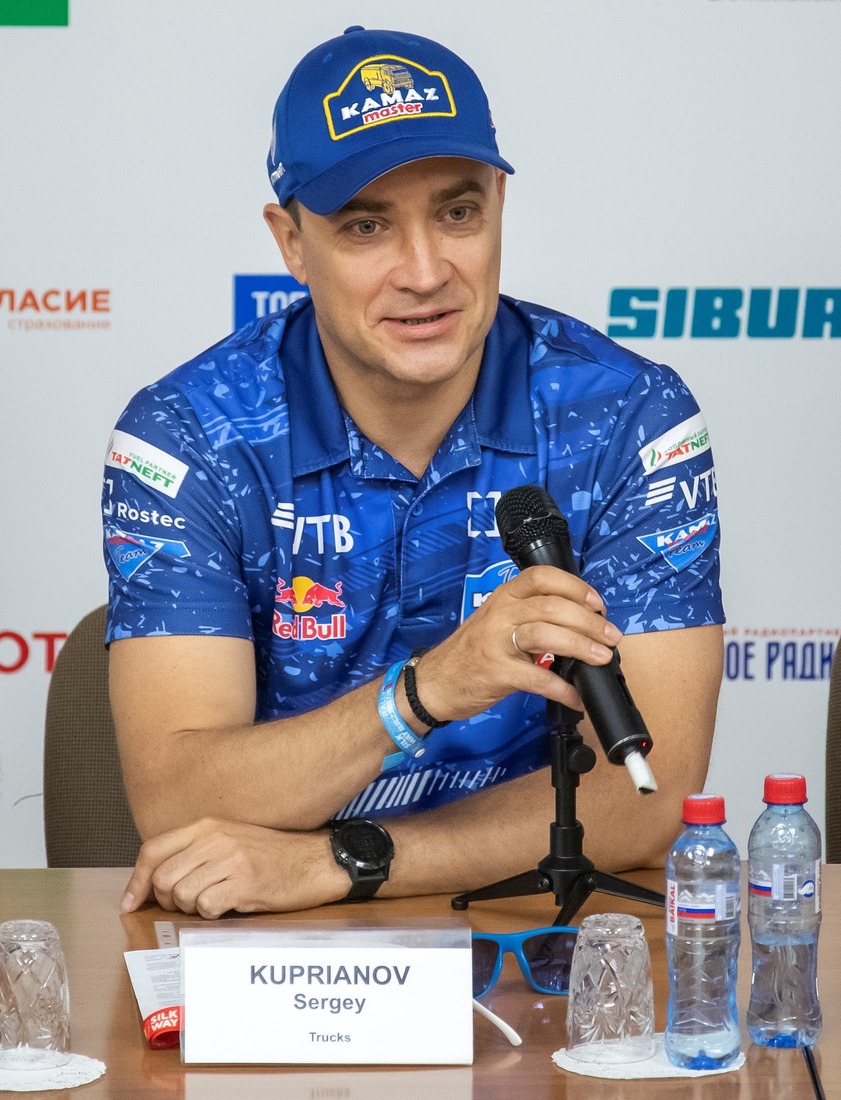 Сергей Куприянов на пресс-конференции перед началом ралли-марафона