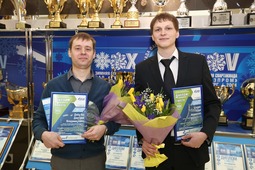 Юрий Бондин и Дмитрий Дебенко (Инженерно-технический центр), авторы докладов, признанных лучшими на коференции