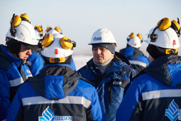 Ответственным за организацию испытаний был назначен заместитель генерального директора по производству ООО «Газпром трансгаз Екатеринбург» Андрей Саломатин (в центре)