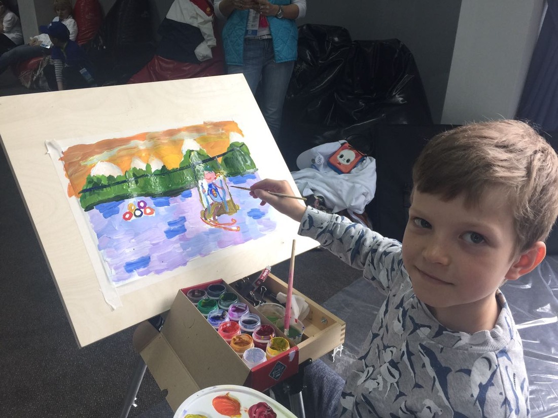 Саша Водолеев (8 лет), финалист корпоративного конкурса "Факел", занявший 1 место в своей возрастной категории в конкурсе "Юный художник"