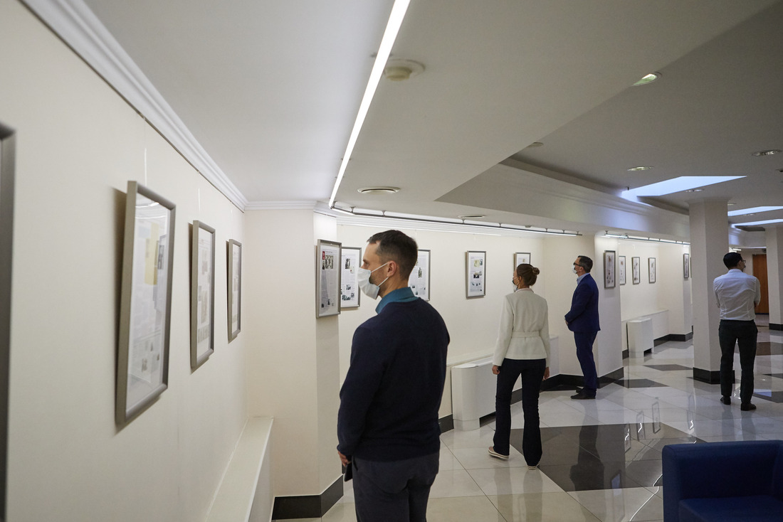 В арт-галерее корпоративного музея представлены свидетельства о невероятных судьбах живых очевидцев военного лихолетья