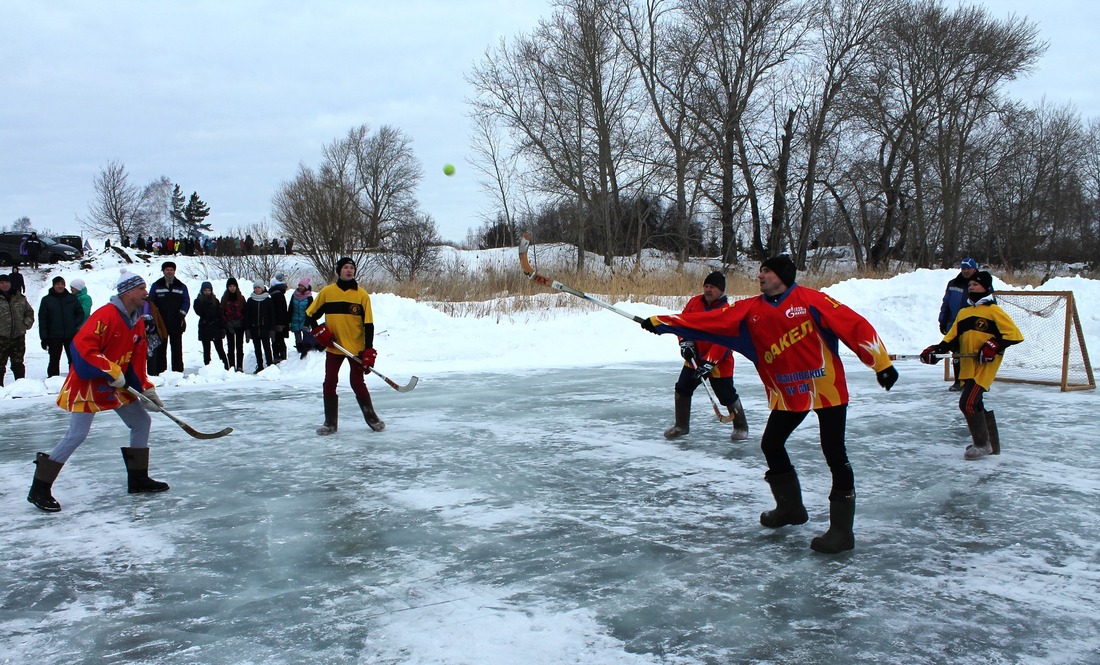 Товарищеские матчи по хоккею в Далматовском ЛПУМГ (Курганская область)