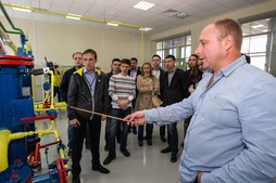 На конференции молодые специалисты защищали свои научные работы, делились лучшими идеями
