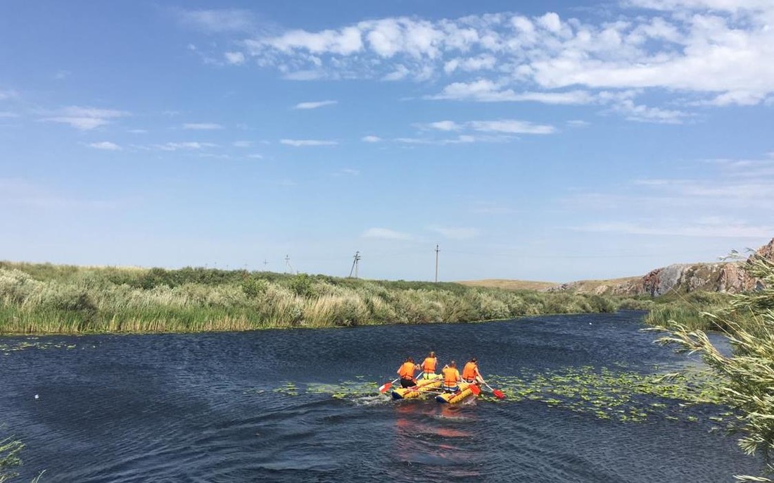 Гонки на катамаранах в рамках I туристского слета работников Домбаровского ЛПУМГ